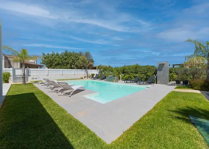Villa White Luxury Residence